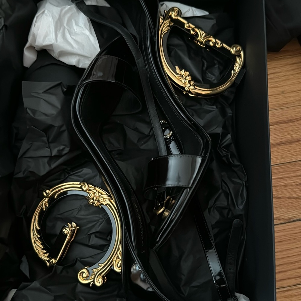 Dolce & gabbana DG heels